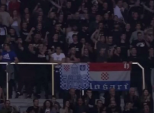 SKANDAL I SRAMOTA U HRVATSKOJ Na utakmici Zadra i Partizana, hrvatski navijači istakli NDH simbole