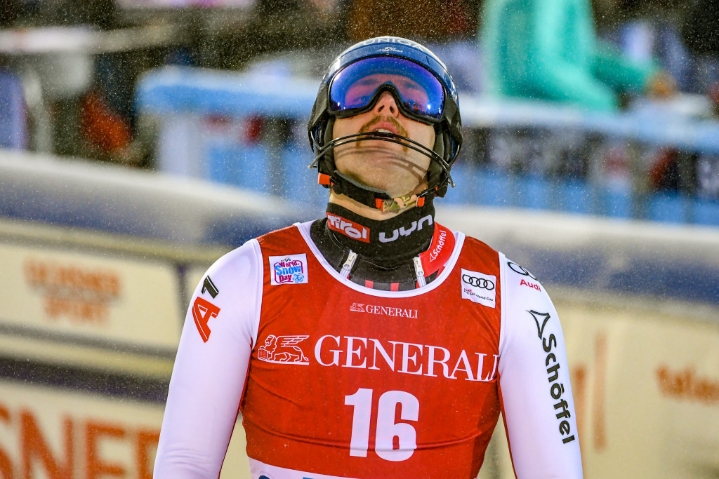 JEZIV PAD AUSTRIJANCA Teška povreda za najboljeg skijaša sezone