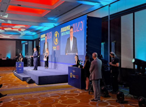 FSS ORGANIZOVAO "ZLATNU LOPTU" Piksi, Mitar i Violeta Slović dobili laskava priznanja