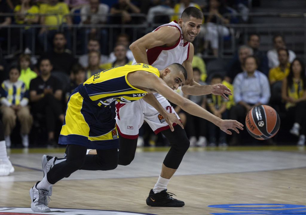 STRAŠNA PARTIJA MADARA PRED ZVEZDU Dabl-dabl Izraelca za pobedu Fenera