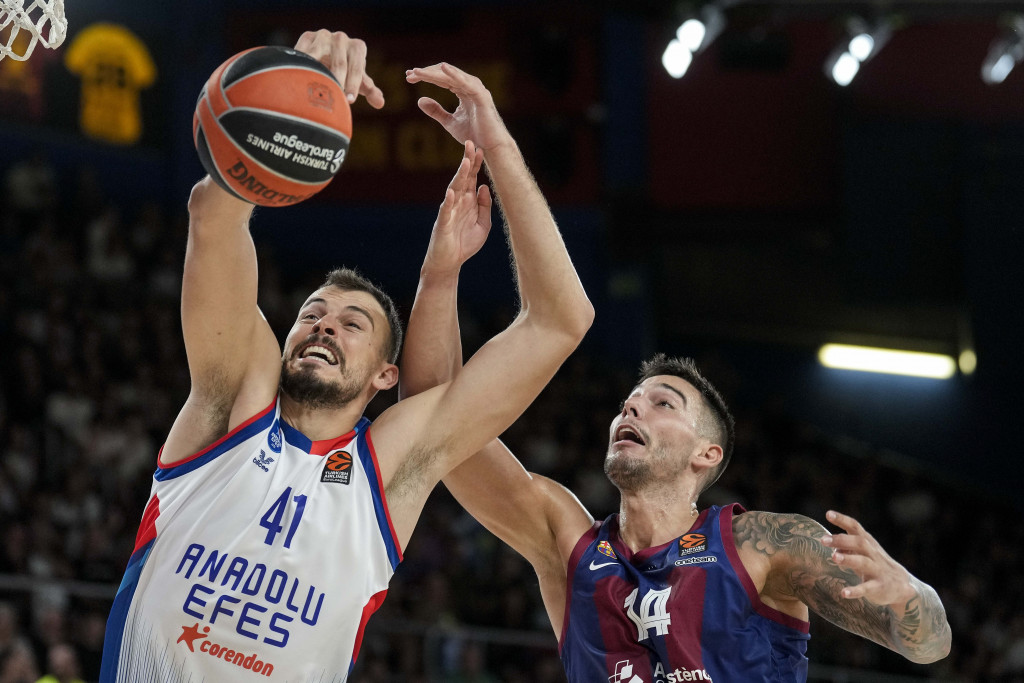 VIRTUS NASTAVLJA DA SE POJAČAVA Sjani centar stiže u Bolonju