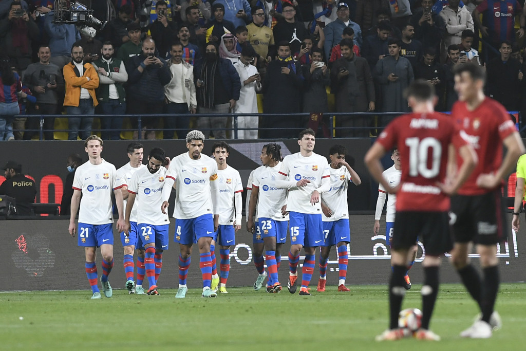 SPEKTAKL U RIJADU Barselona zakazala finale sa Realom