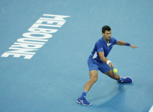 URNEBESAN SNIMAK PREPLAVIO DRUŠTVENE MREŽE Novak uradio nešto potpuno neverovatno, a reakcija Kirjosa iznenadila mnoge, evo kako je reagovao Australijanac (VIDEO)
