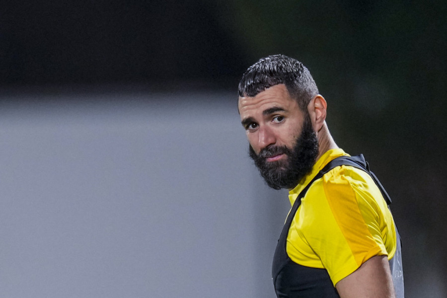 BENZEMA TRAŽIO PRIVREMENO NAPUŠTANJE KLUBA Francuz pod ogromnim pritiskom, možda se vrati u Lion