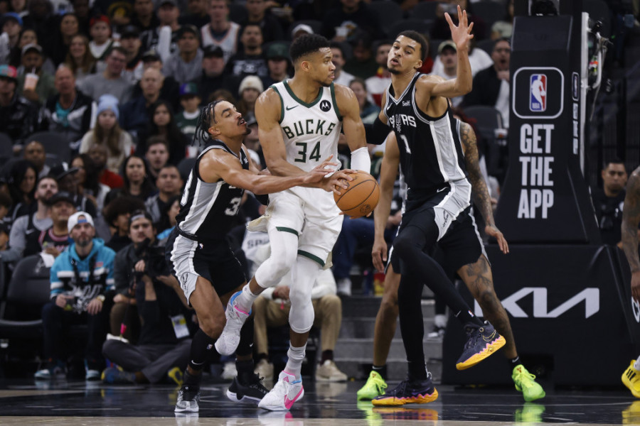 ZEMLJOTRES U NBA LIGI Smenjen trener dovstrukog uzastopnog MVP-a