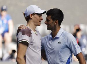 JEL SAD SHVATAŠ, SINE(RU)? Italijan doživeo bolno prizemljenje, evo koliko je daleko od Đokovića