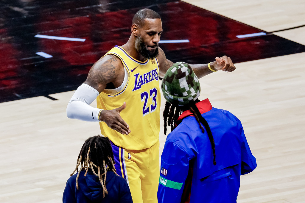 AMERIKA JE OVE REČI ČEKALA Oglasio se Lebronov agent - poznato da li napušta Lejkerse