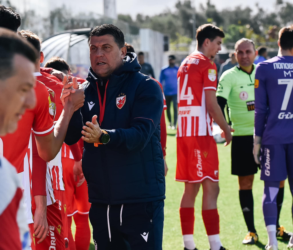 MILOJEVIĆ (IPAK) NE RAČUNA NA NJEGA Zvezda ostaje bez još jednog igrača