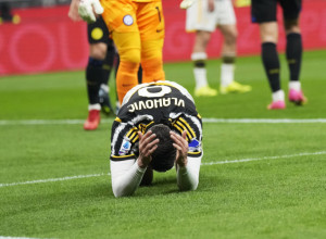 VLAHOVIĆ PREKINUO GOLGETERSKU SERIJU Inter slavio u velikom italijanskom derbiju i napravio ogroman korak ka tituli