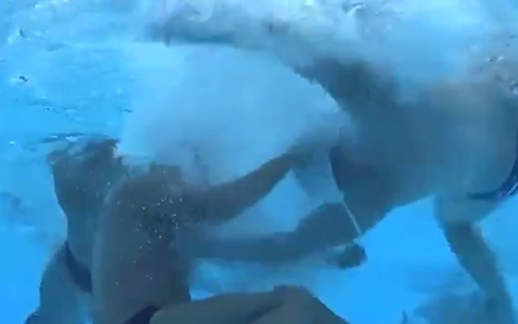 AMERIKANAC SRBINA BRUTALNO UDARIO U GLAVU Sudija prvi put u istoriji doneo najsuroviju odluku u vaterpolu (VIDEO)