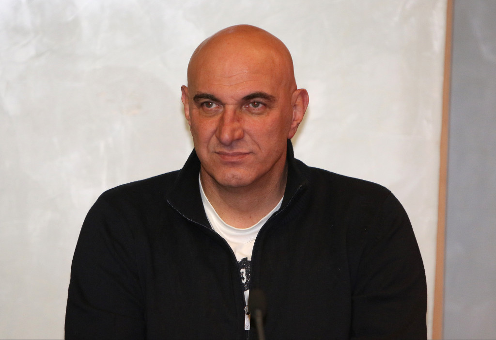 "MADAR JE OTIŠAO ZBOG MIROTIĆA" Goran Grbović surovo iskren u razgovoru za sport.alo: Njegove gluposti i laži koštale Partizan... Ne odlučuje Željko da li se pravi faul