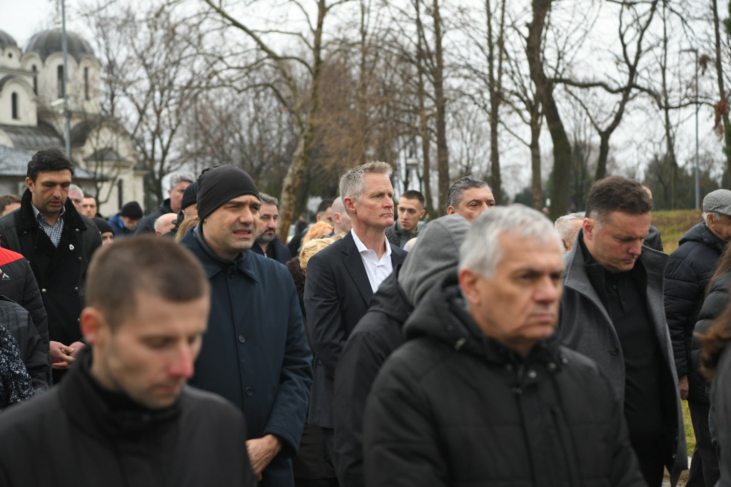 NISU GA ZABORAVILI Evo ko je sve iz Golden Stejta bio na sahrani Dejana Milojevića (FOTO)