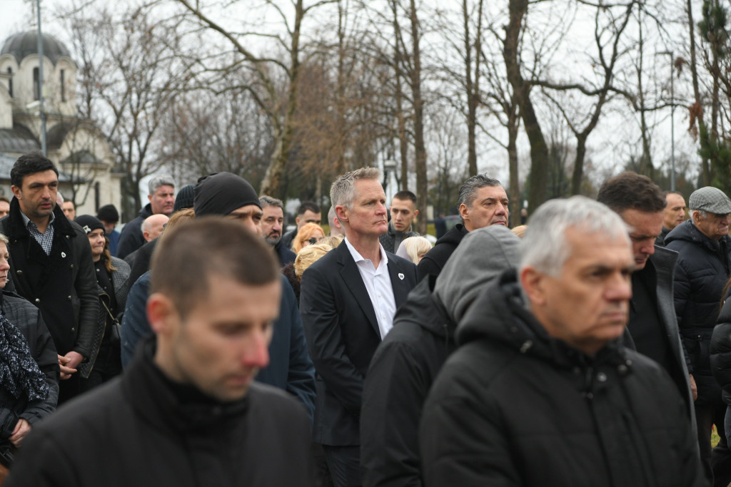 KERU STIVE, SRBI TI SE DIVE Prešao 10.000 kilometara zbog Milojevića, a jedna životna priča govori kakva je LJUDSKA GROMADA