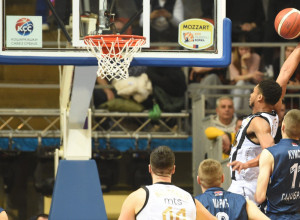 Partizan se mučio 20 minuta, ALI IDE U POLUFINALE KUPA: Hrabri Hercegovac pokazao zube crno-belima