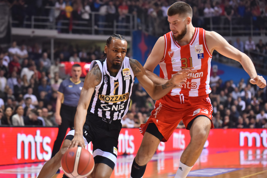 NI DINARA NISU UPLATILI Aleksandar Vučić otkrio koliko Zvezda i Partizan duguju za porez