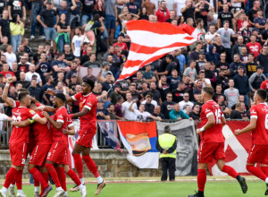 U KRAGUJEVCU SE OSEĆA MIRIS EVROPE Radnički srušio Spartak