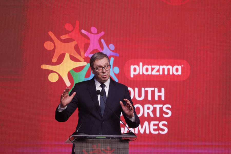 PREDSEDNIK SE OBRATIO MALIŠANIMA Vučić: Deco, iz ove dve utakmice sam naučio sve o životu (VIDEO)