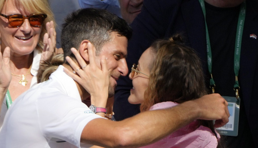 BOŽE, ŠTA SAD? Jelena počela da plače zbog Novaka, a onda...