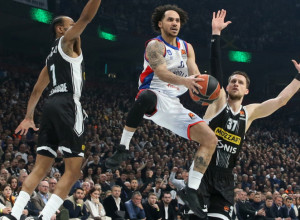SADA VIŠE NIJE SVE U RUKAMA CRNO-BELIH Efes pobedio i preuzeo pol-poziciju, Partizan je sada u baš nezgodnoj poziciji za plej-in mesto