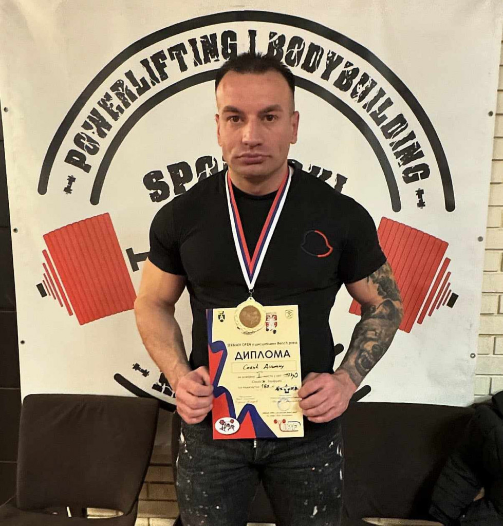 Dušan Savić pobedio na Kupu Srbije u Bench press-u