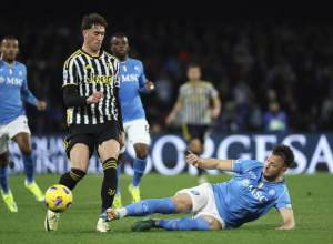 U INTERU TRLJAJU RUKE Napoli srušio Juventus, Vlahović se ispromašivao