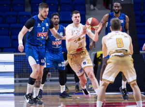 FURIOZNA DRUGA ČETVRTINA BUDUĆNOSTI Igokea na kolenima, Partizan gleda u leđa
