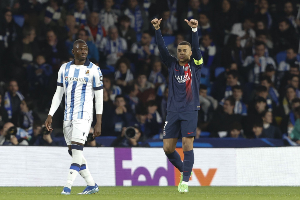 AKO MBAPE TO URADI OSVOJIĆE ZLATNU LOPTU Ronaldo ima poruku za Francuza