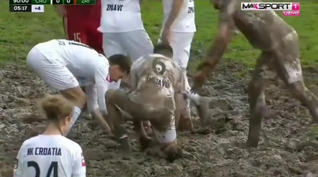 KOPALI BLATO DA BI OMETALI RIVALA Hrvati fudbalska velesila? Zbog ovoga im SVI SMEJU (VIDEO)