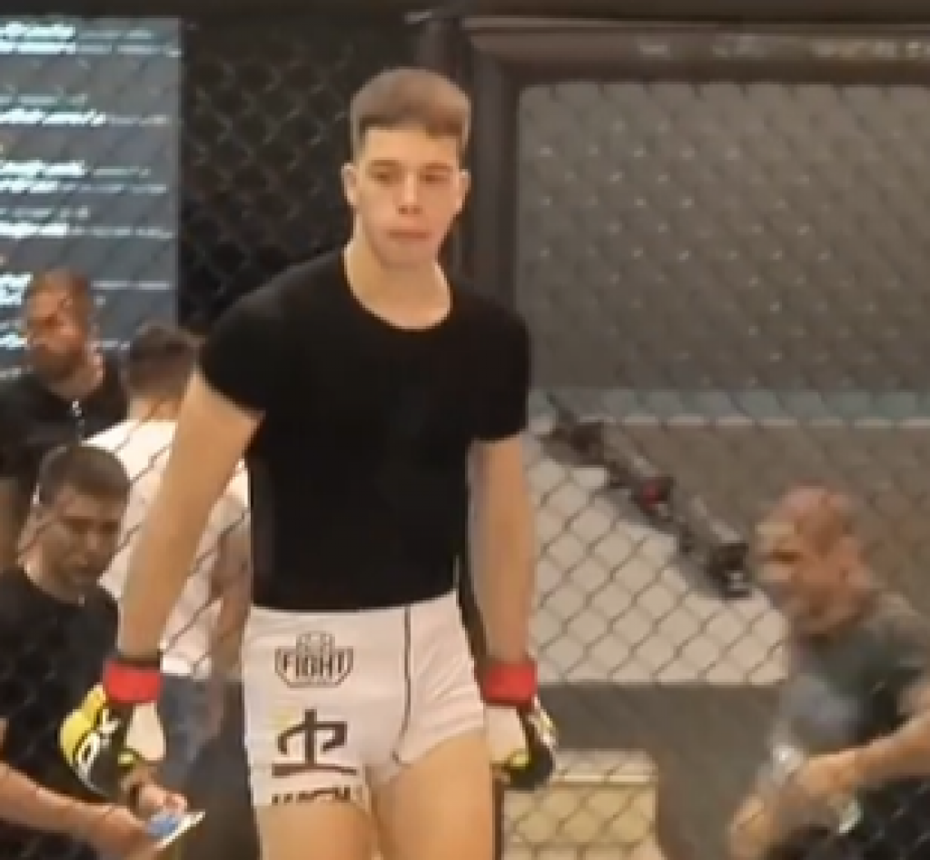 "LUKA SILNI" Za kratko vreme je postao naš poznati jutjuber, a ovo je njegov brutalni nokaut (VIDEO)