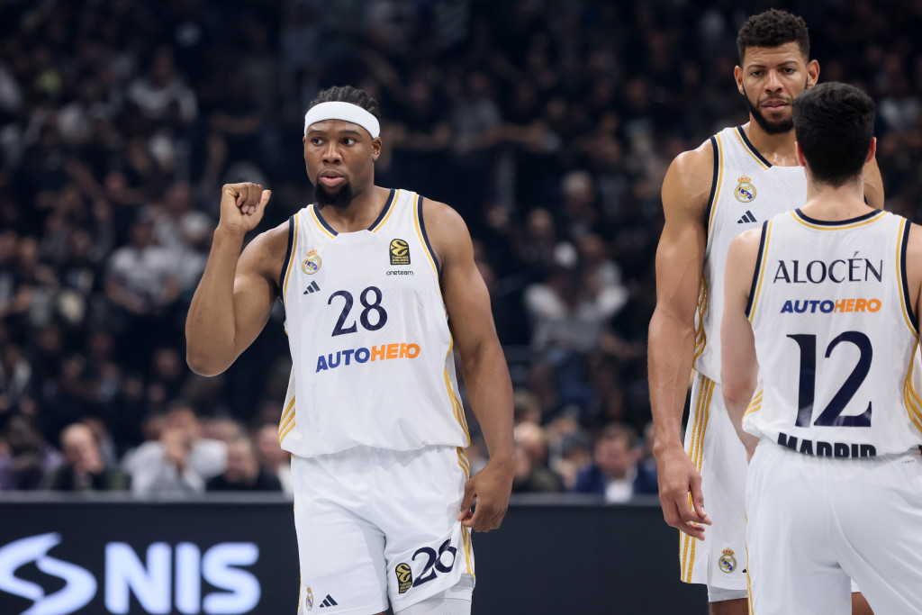 PONOVO JE "PECNUO GROBARE" Jabusele se oglasio nakon pobede nad Partizanom (FOTO)