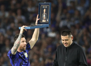 "Mi smo voleli fudbal, DANAS SVI HOĆE SLIKU SA FRIZEROM" Čuveni argentinski fudbaler iskritikovao današnje igrače