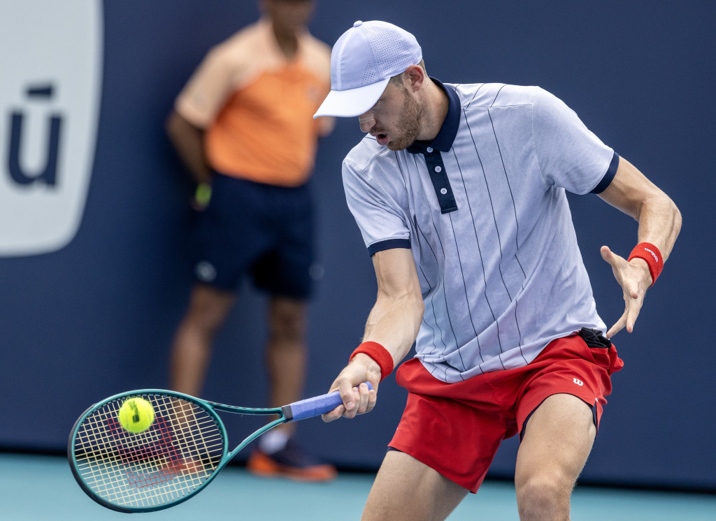 KAKAV ŠOK U MAJAMIJU Ispao veliki favorit, Medvedev dobio neočekivanog protivnika u četvrtfinalu