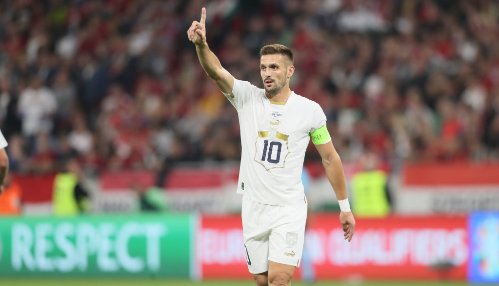 REPREZENTATIVCI ODUŠEVLJENI Tadić: Nacionalni stadion je izuzetno potreban
