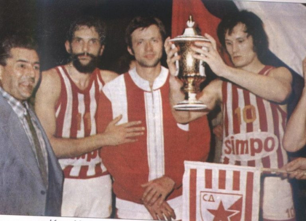 SVEČANO NA MALOM KALEMEGDANU Crvena zvezda obeležila pola veka od osvajanja prvog evropskog trofeja u srpskoj košarci