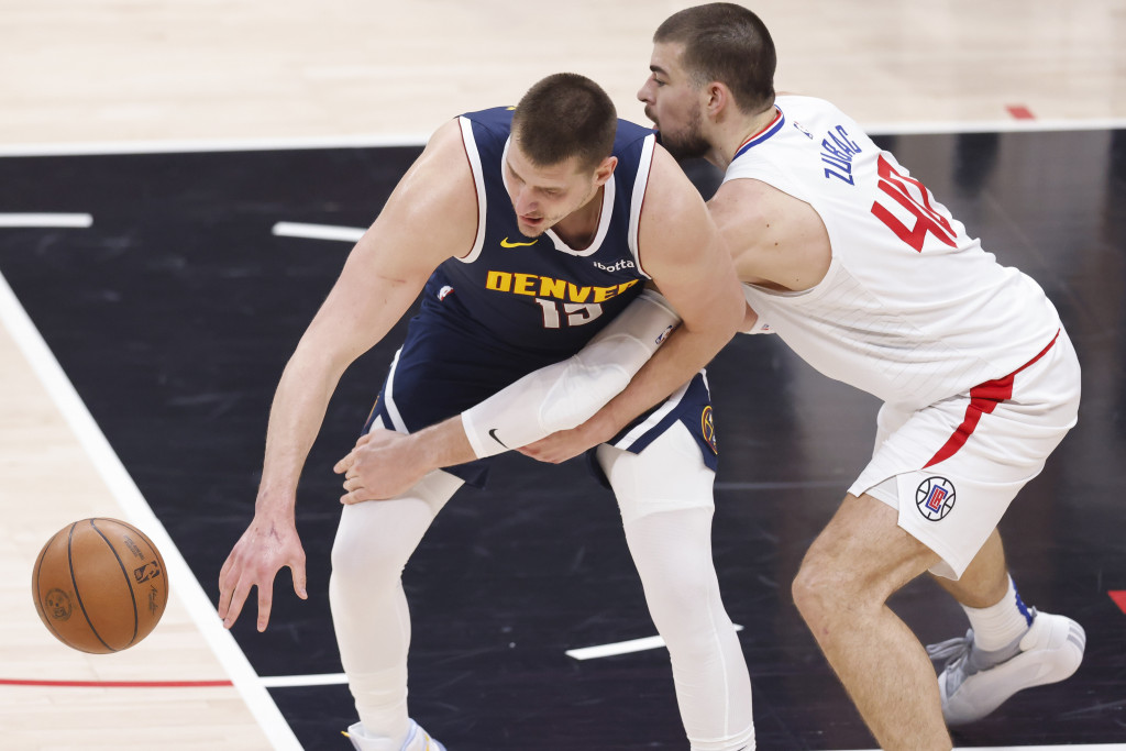 JOKIĆ PROMAŠIO ŠUT ZA POBEDU Posle velike drame Klipersi srušili Denver, istorijski tripl-dabl Džokera