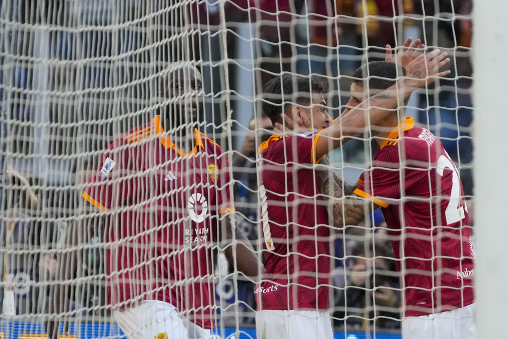 Roma slavila u velikom derbiju, Svilar sačuvao mrežu