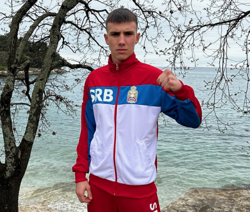 BRAVO, OGNJENE Srpski bokseri započeli juriš na medalje na Evropskom prvenstvu u Poreču