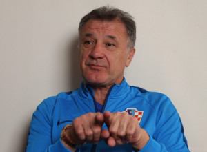 MAMIĆA OPTUŽUJU ZA OSVETNIČKU PORNOGRAFIJU Fudbaler izneo ŠOKANTNE tvrdnje u vezi sa bivšim predsednikom Dinamo Zagreba