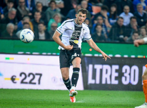 OVAKAV GOL ODAVNO NISTE VIDELI Samardžić zatresao mrežu kluba u koji je trebalo da pređe i to na NEVEROVATAN način (VIDEO)