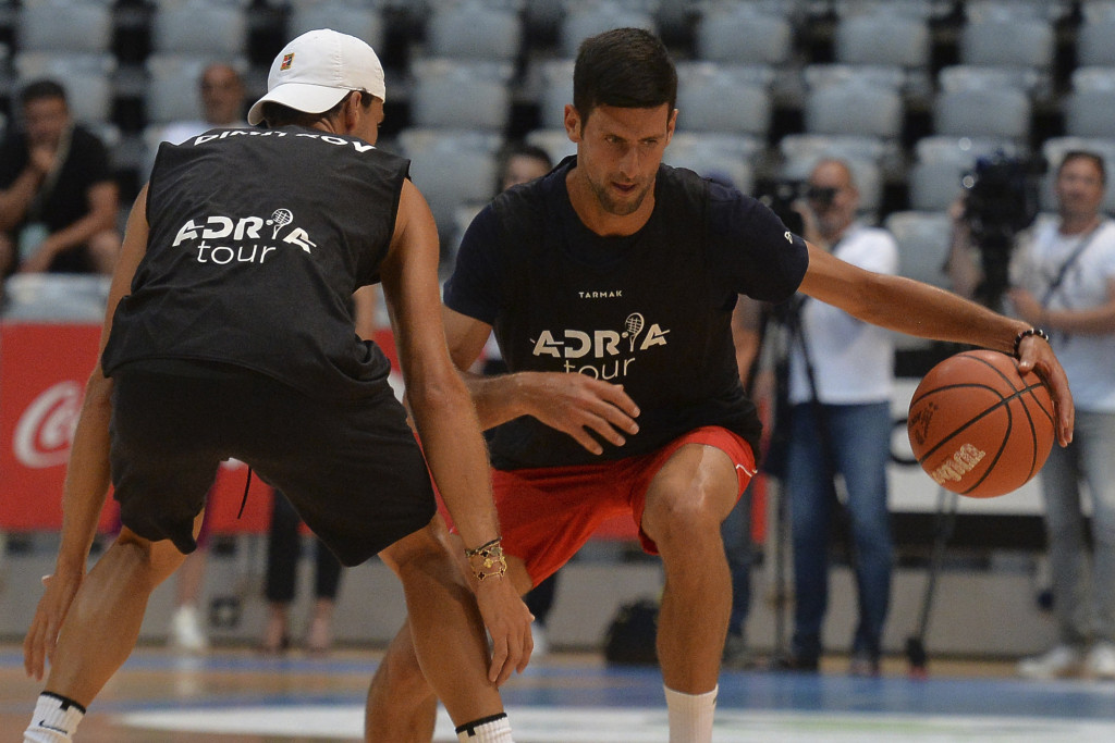 ĐOKOVIĆ IDE U NBA Novakov odgovor "zapalio" društvene mreže (FOTO)