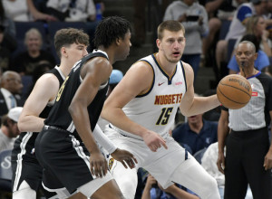 DENVER SLAVIO, ALI OSTAO BEZ PRVOG MESTA Jokić upisao novi dabl-dabl, Nagetsi razbili Memfis