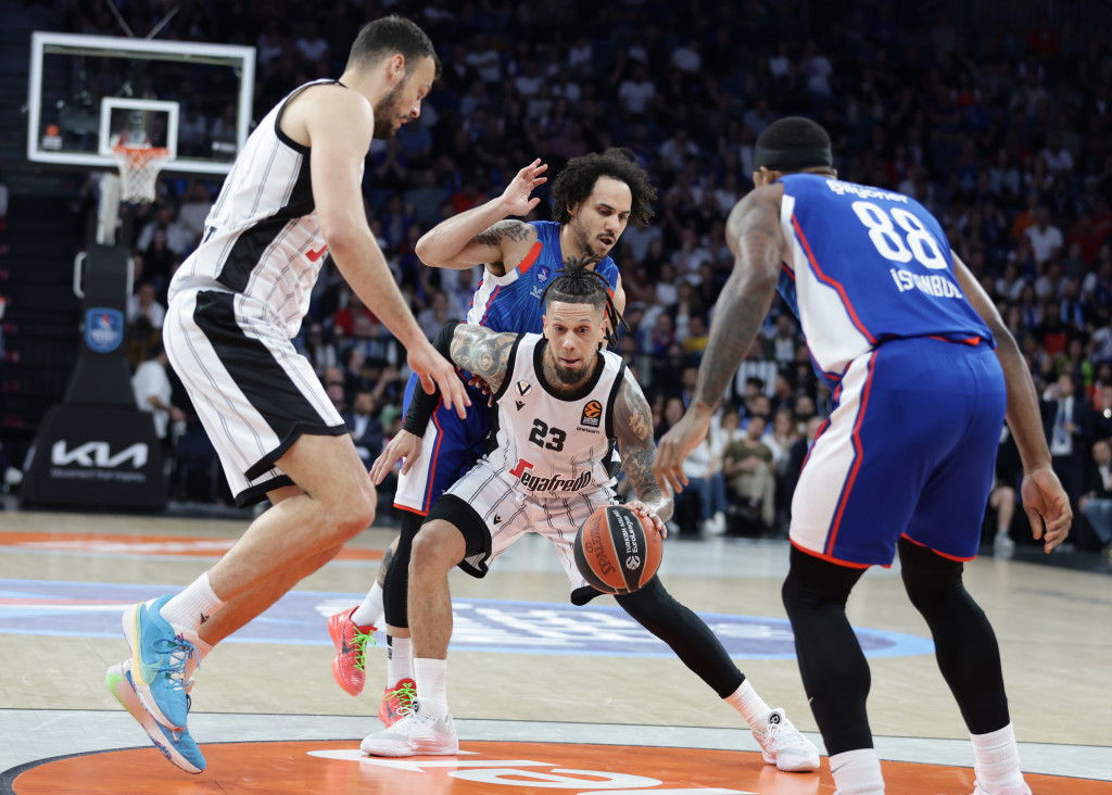ČUDO U ISTANBULU Virtus izbacio Efes i zakazao duel sa Baskonijom