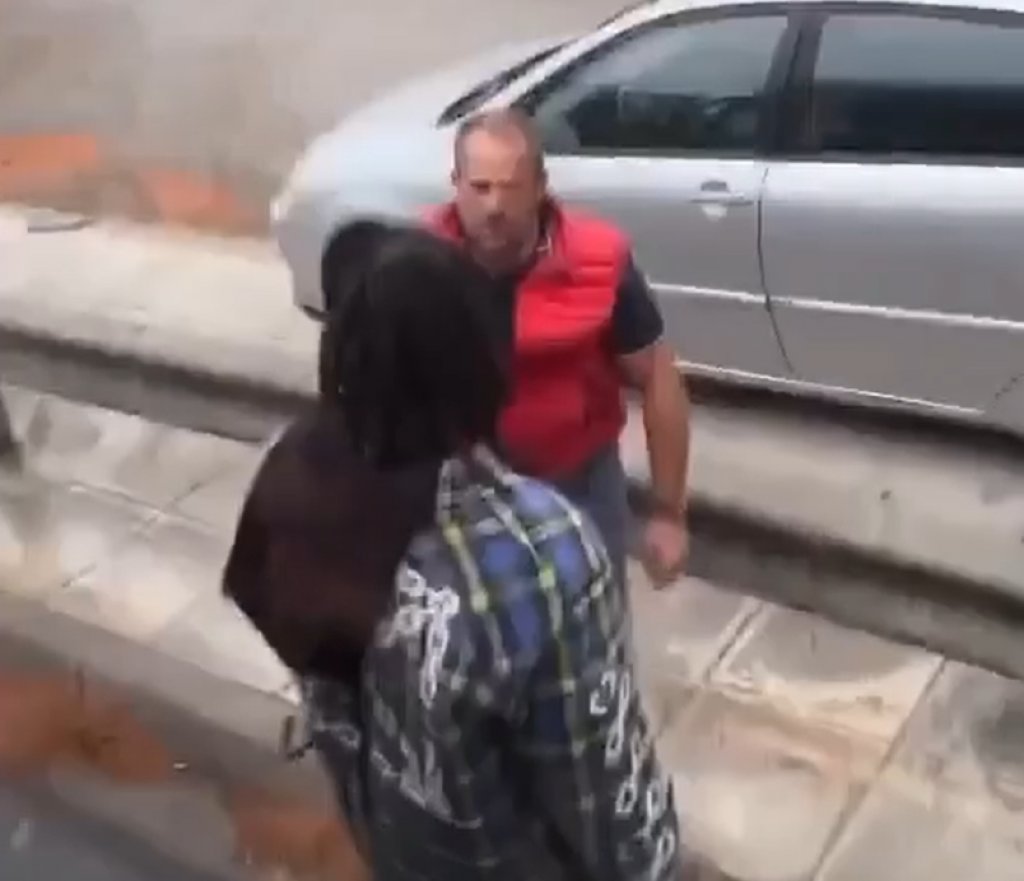 GRČKA BRUJI O SKANDALU Lesor navodno tukao prolaznika?! (VIDEO)