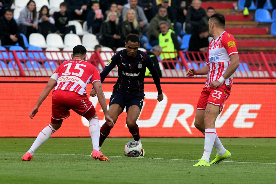 POZNAT SUDIJA ZA DERBI Evo ko će stajati na centru Marakane, ako se bude i igralo