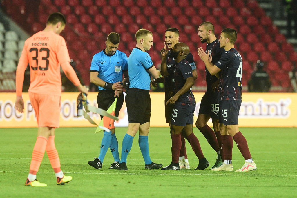POBUNA U PARTIZANU Stranci imaju ZAHTEVE, sve im se SMUČILO - čeka se odgovor