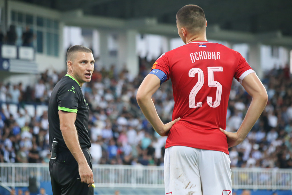 JEDNO IME SE IZDVAJA On je glavni favorit da sudi večiti derbi