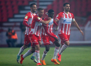 UKRAJINCI RASTUŽILI CRVENO-BELE Crvena zvezda bez šansi za direktan plasman u Ligu šampiona