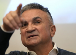 SRĐAN ĐOKOVIĆ OPERISAN Novakov otac imao hitan hirurški zahvat