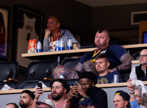 MORALI SU DA REAGUJU Pogledajte kako je Denver "izolovao" braću Jokić na tribinama (FOTO)