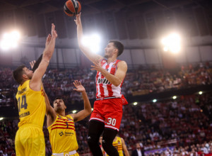 PETRUŠEEEEV! Kakav koš reprezentativca Srbije, sirena se čula, a onda... (VIDEO)